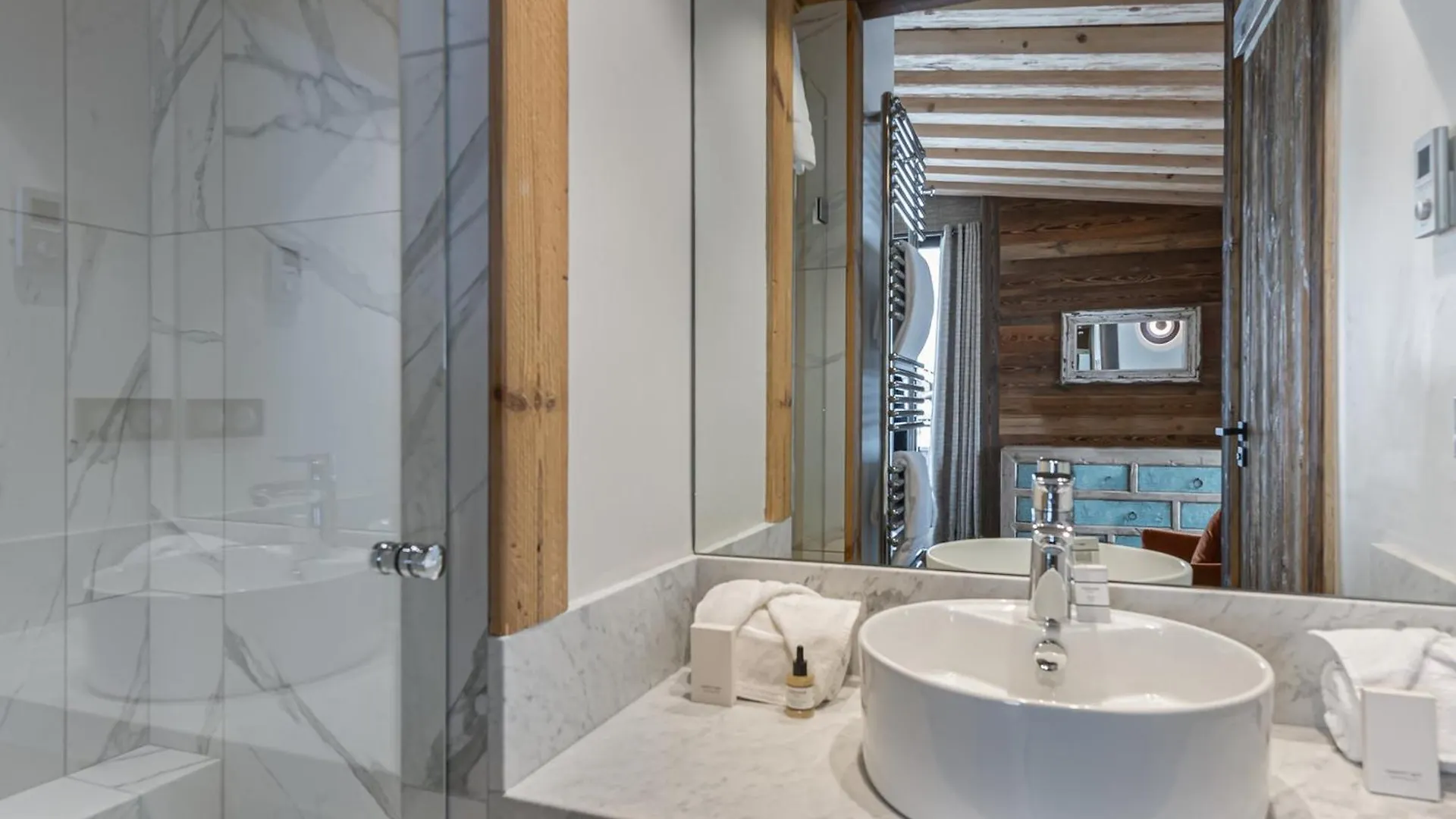 Superbe Penthouse Face Aux Pistes, 5 Chambres Avec Salle De Bain, Cheminee, Jusqu'A 10 Personnes - Fr-1-844-8 Val-dʼIsère 0*,  France